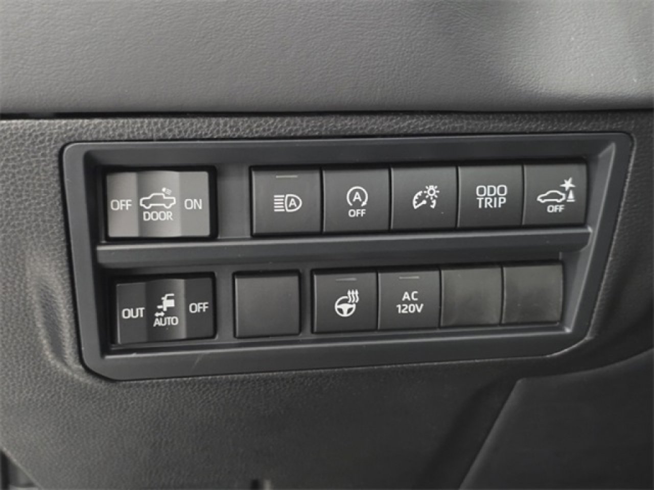 New 2026 Toyota Tundra Platinum image 17