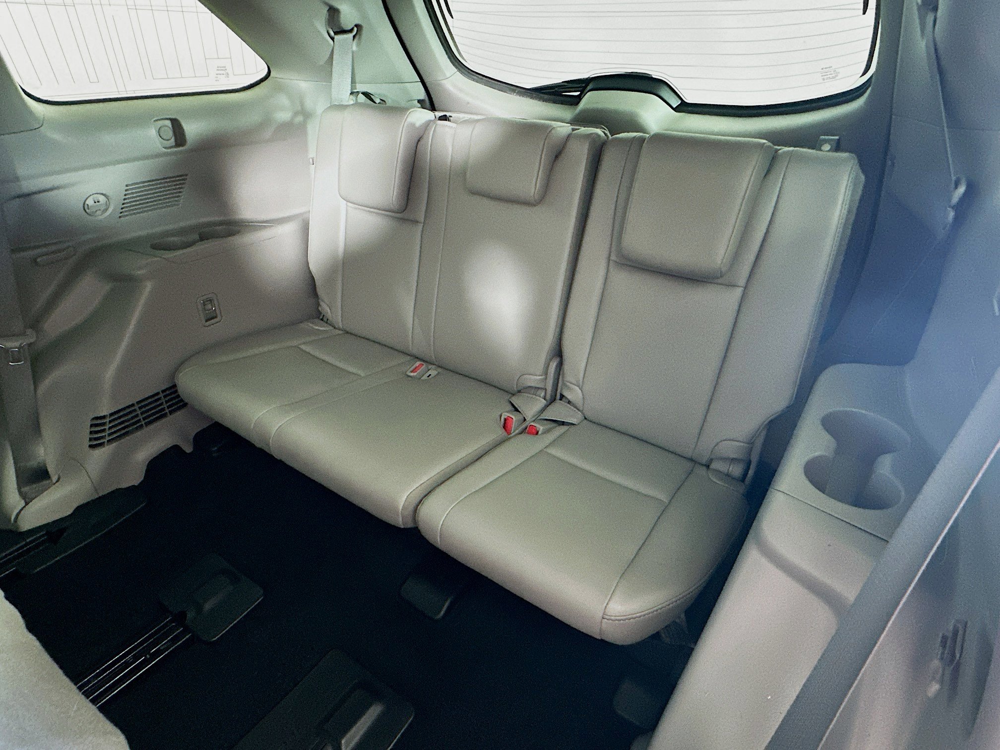 Used 2019 Toyota Highlander XLE image 31