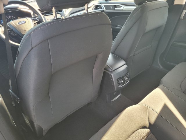 Certified 2020 Ford Fusion SE FWD image 12