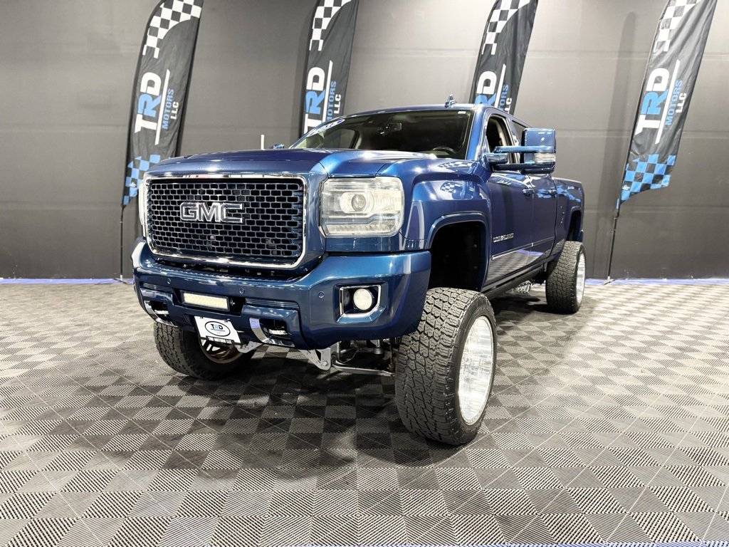 Used 2015 GMC Sierra 2500 Denali w/ Duramax Plus Package