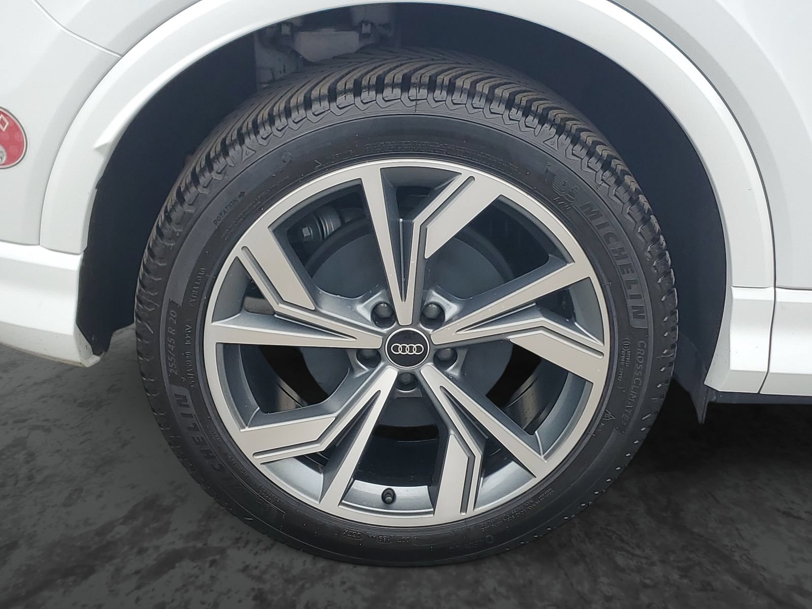 Used 2024 Audi Q4 e-tron Premium w/ Convenience Package AWD/4WD image 5
