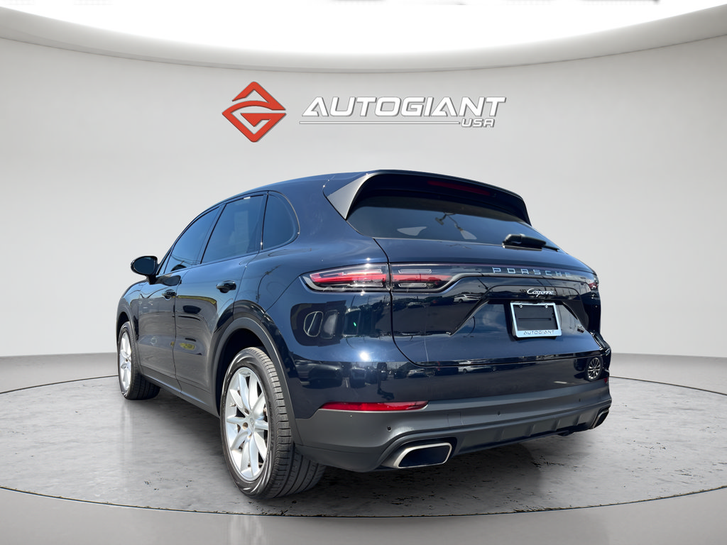 Used 2021 Porsche Cayenne AWD/4WD image 5