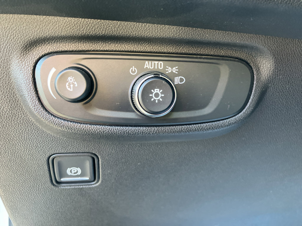 Used 2021 GMC Terrain SLE w/ Elevation Edition FWD image 14
