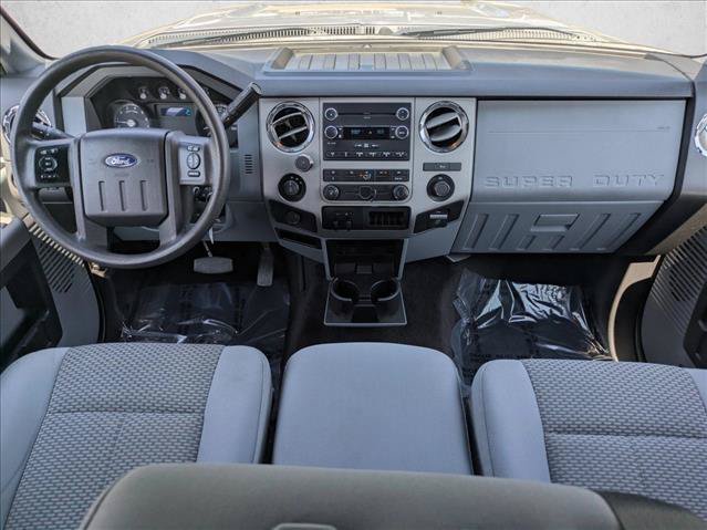 Used 2016 Ford F250 XLT w/ XLT Interior Package AWD/4WD image 16