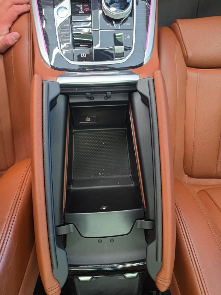 Used 2026 BMW X7 xDrive40i w/ Executive Package AWD/4WD image 31
