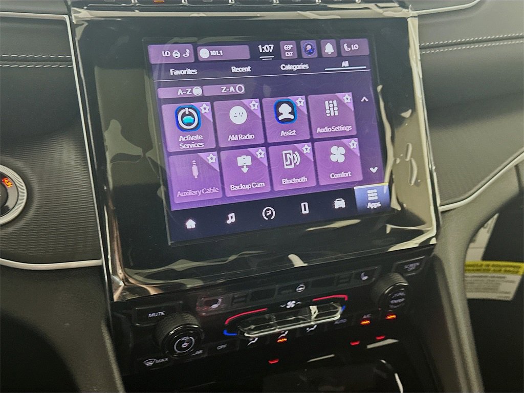 New 2025 Jeep Grand Cherokee Laredo X w/ Luxury Tech Group I image 15