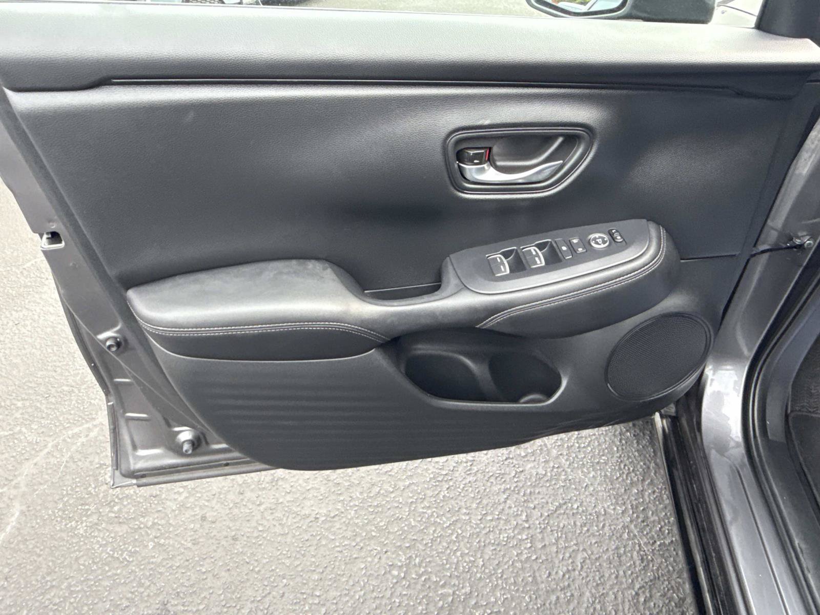 Certified 2025 Honda HR-V EX-L image 16