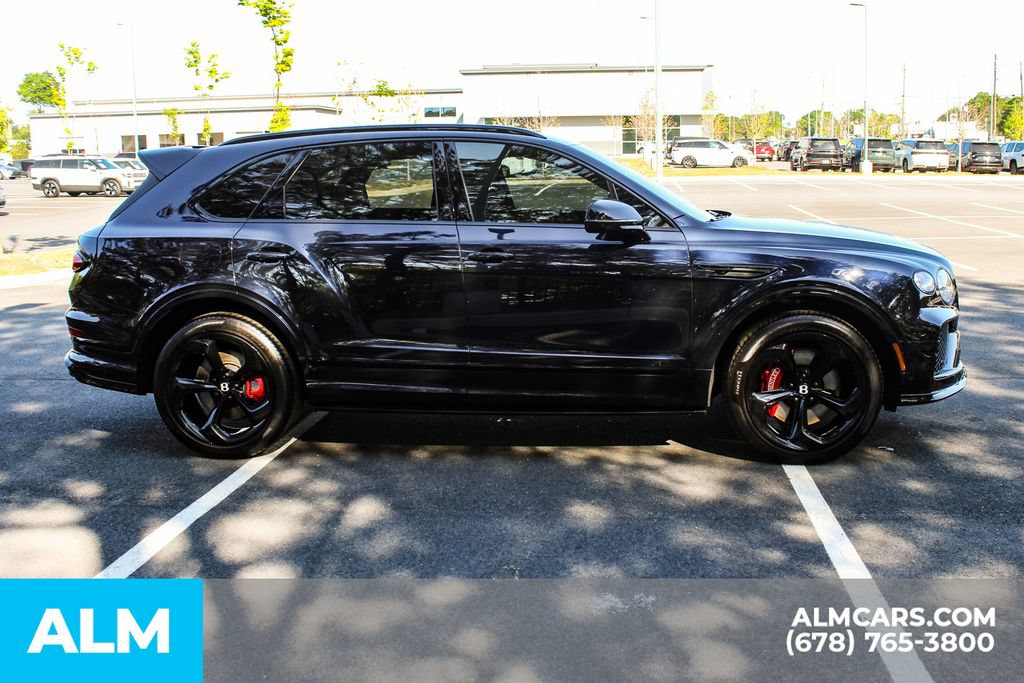 Used 2024 Bentley Bentayga AWD/4WD image 8