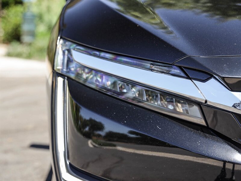 Used 2019 Honda Clarity Plug-In Hybrid image 11