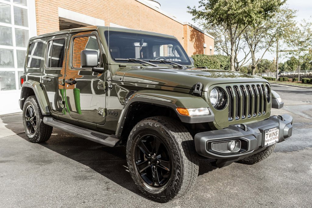 Used 2022 Jeep Wrangler Unlimited Sahara image 5