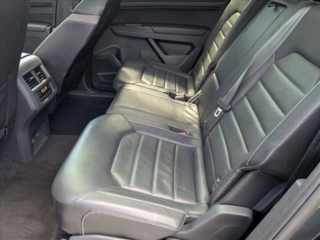 Used 2021 Volkswagen Atlas SEL Premium image 19