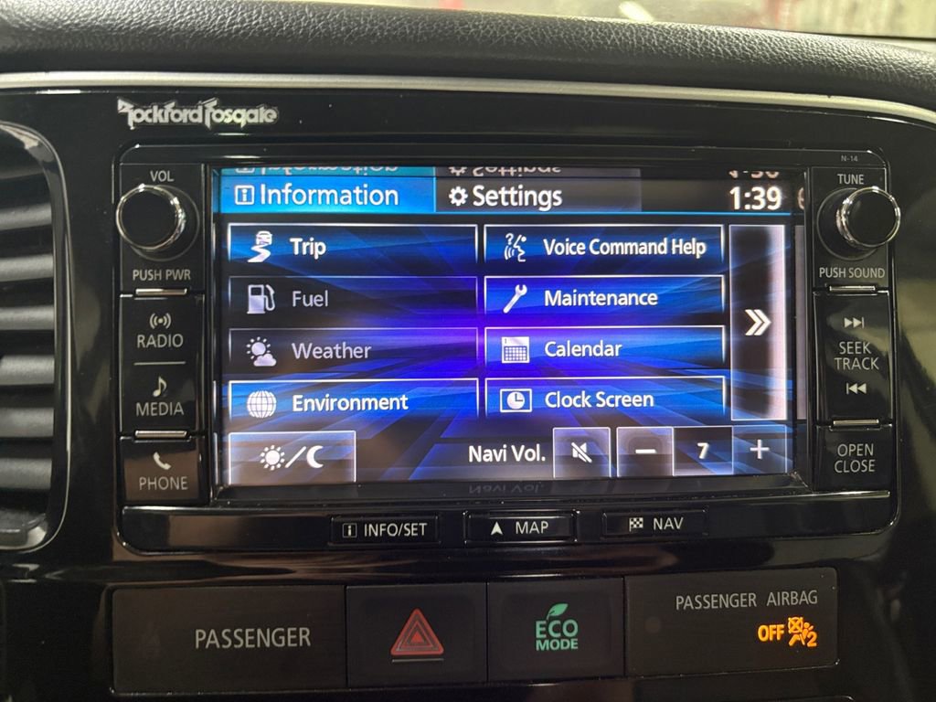 Used 2016 Mitsubishi Outlander GT image 23