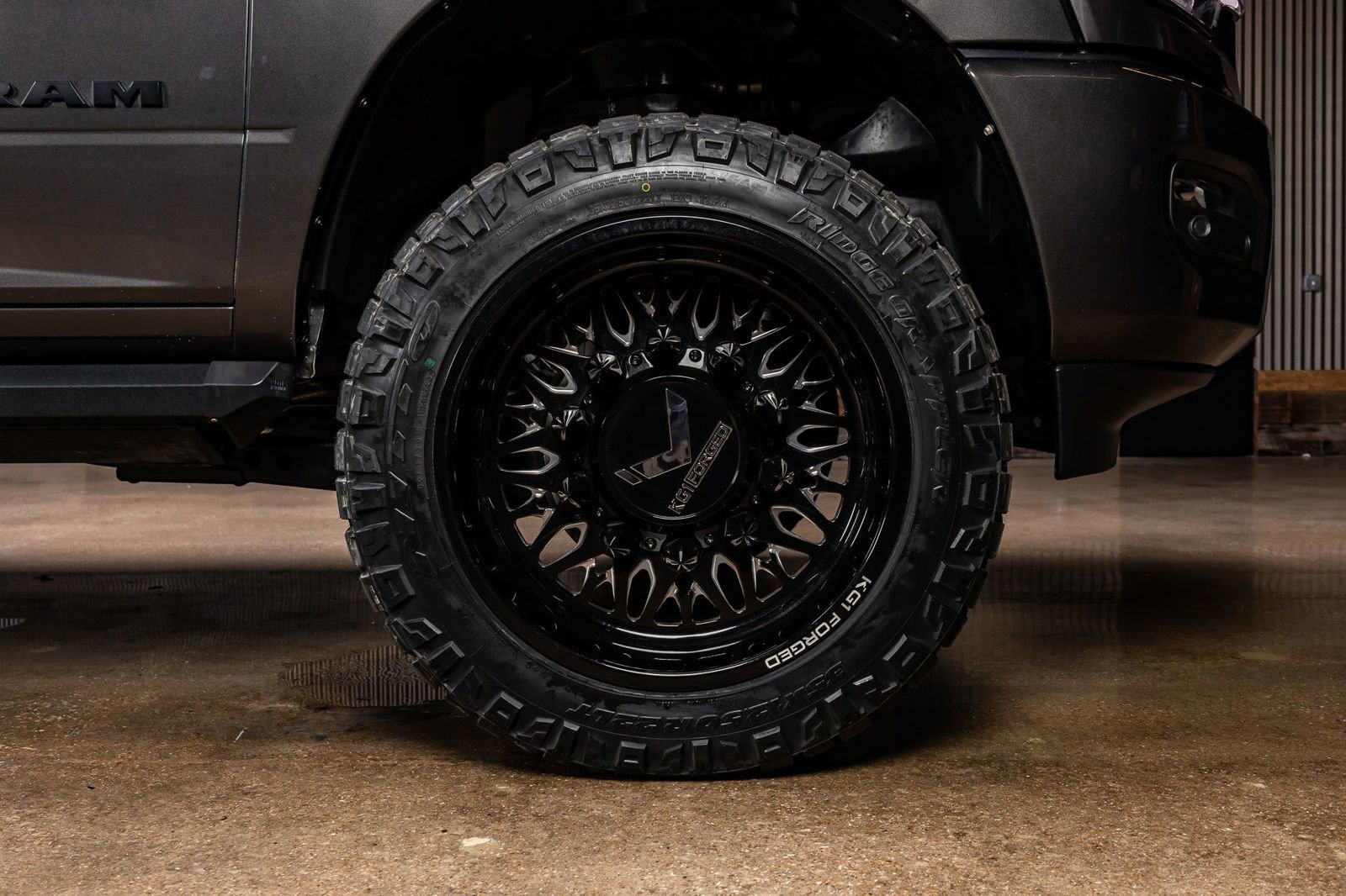 Used 2024 RAM 3500 Laramie w/ Night Edition image 11