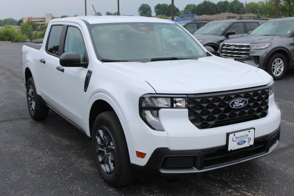 New 2026 Ford Maverick XLT w/ Equipment Group 301A AWD/4WD image 8