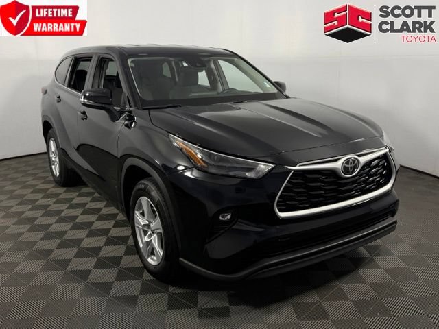Used 2025 Toyota Highlander LE FWD 360° Tour