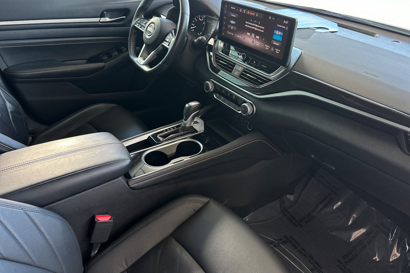Used 2023 Nissan Altima 2.5 SR w/ SR Premium Package FWD image 14