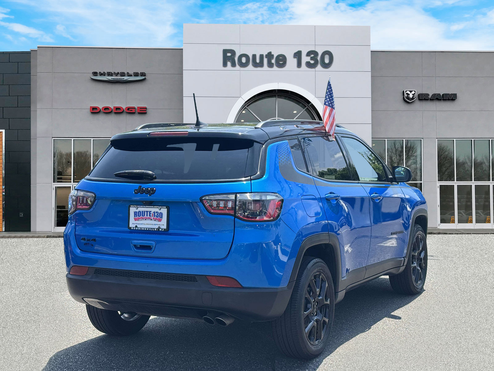 Used 2022 Jeep Compass Latitude AWD/4WD image 4