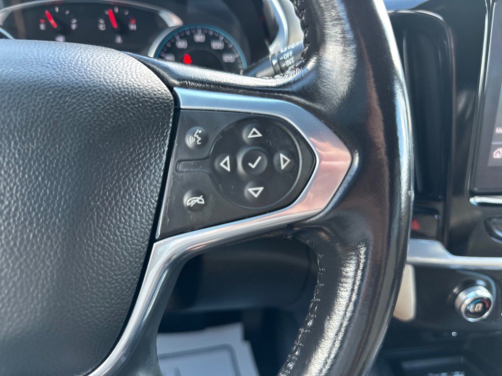 Used 2022 Chevrolet Traverse LT image 24