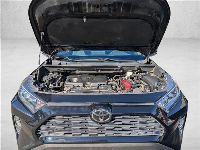 Used 2021 Toyota RAV4 XLE image 27