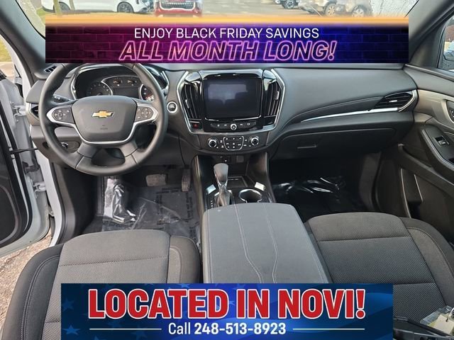 Used 2023 Chevrolet Traverse LT image 13