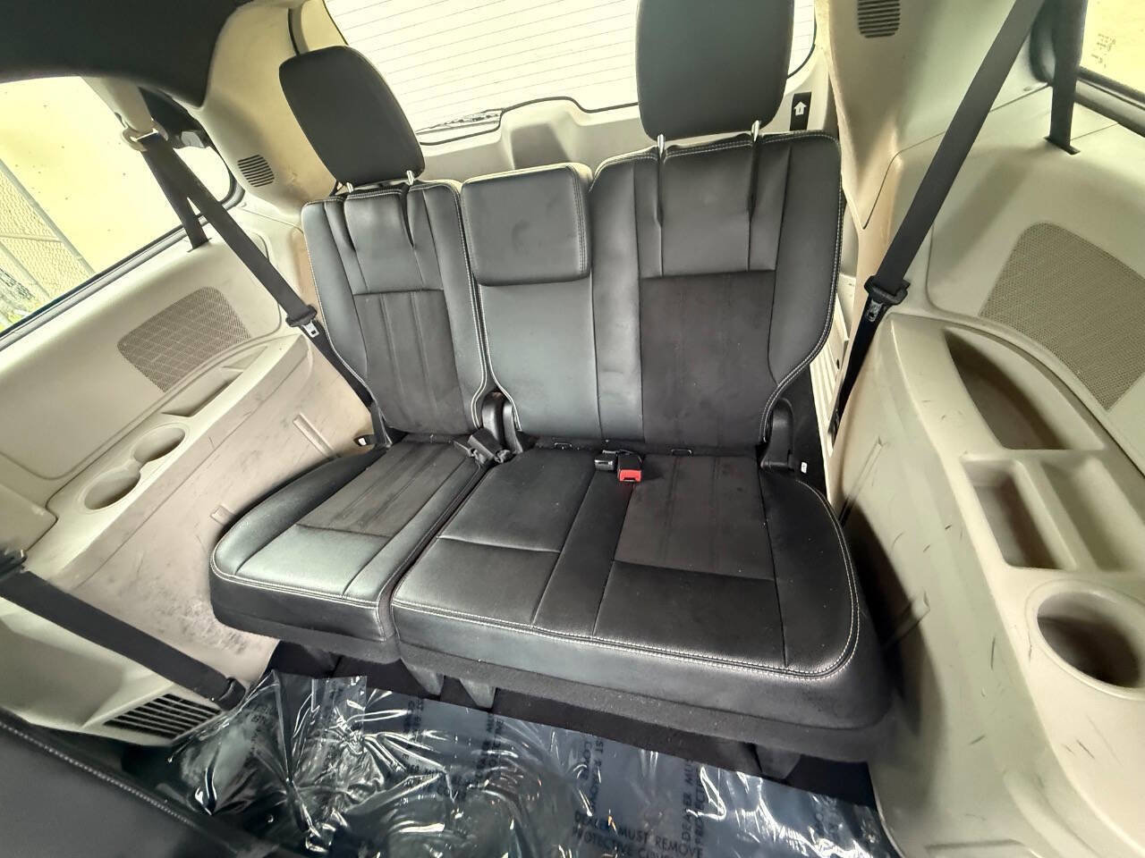 Used 2019 Dodge Grand Caravan SXT image 13