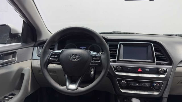 Used 2018 Hyundai Sonata SE FWD image 19