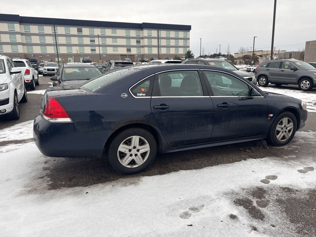 Used 2009 Chevrolet Impala LS image 14