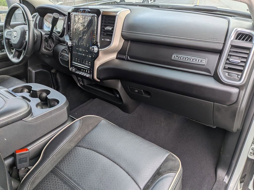 Used 2024 RAM 2500 Laramie w/ Safety Group image 26