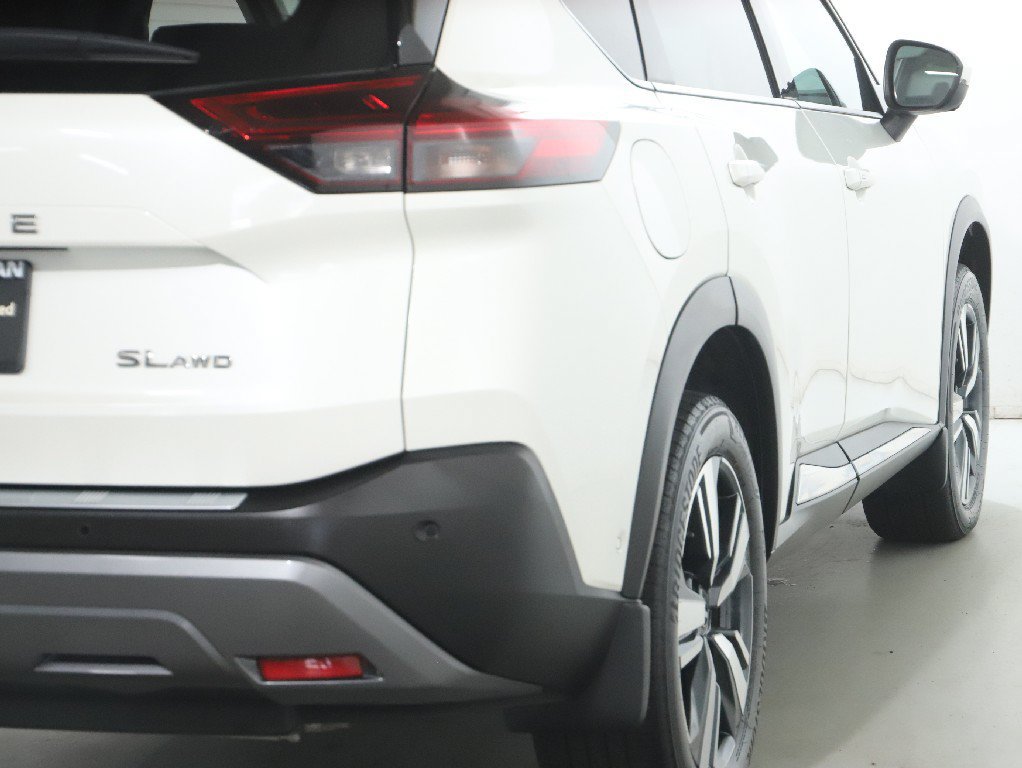 Certified 2023 Nissan Rogue SL w/ SL Premium Package AWD/4WD image 49