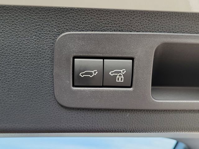 New 2026 Lexus LX 700h Luxury image 8