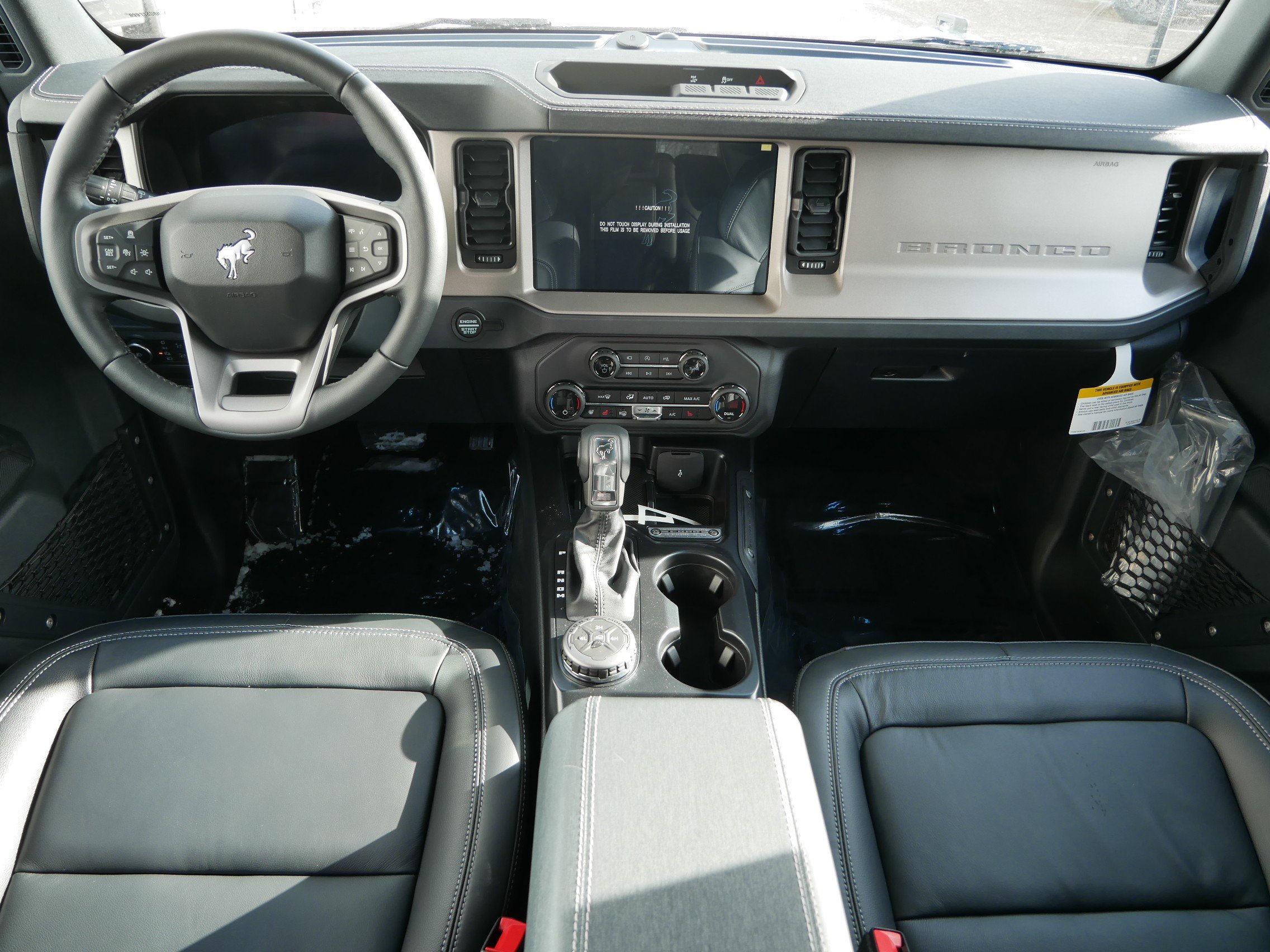 New 2025 Ford Bronco Outer Banks image 7