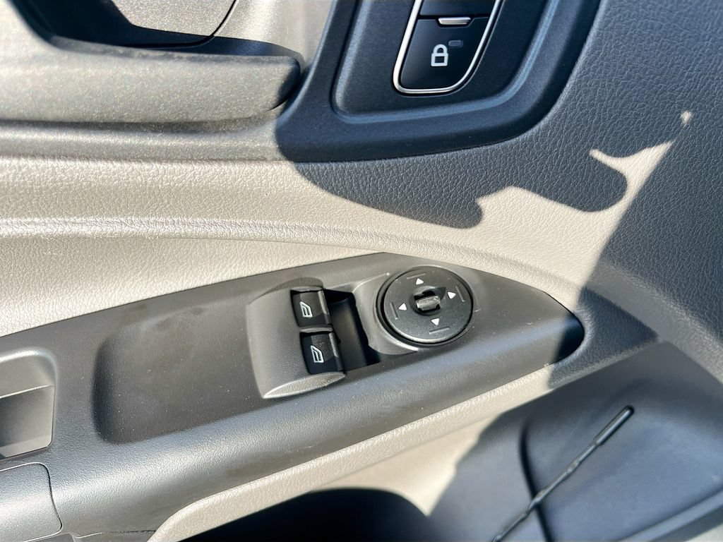 Used 2023 Ford Transit Connect XL FWD image 17