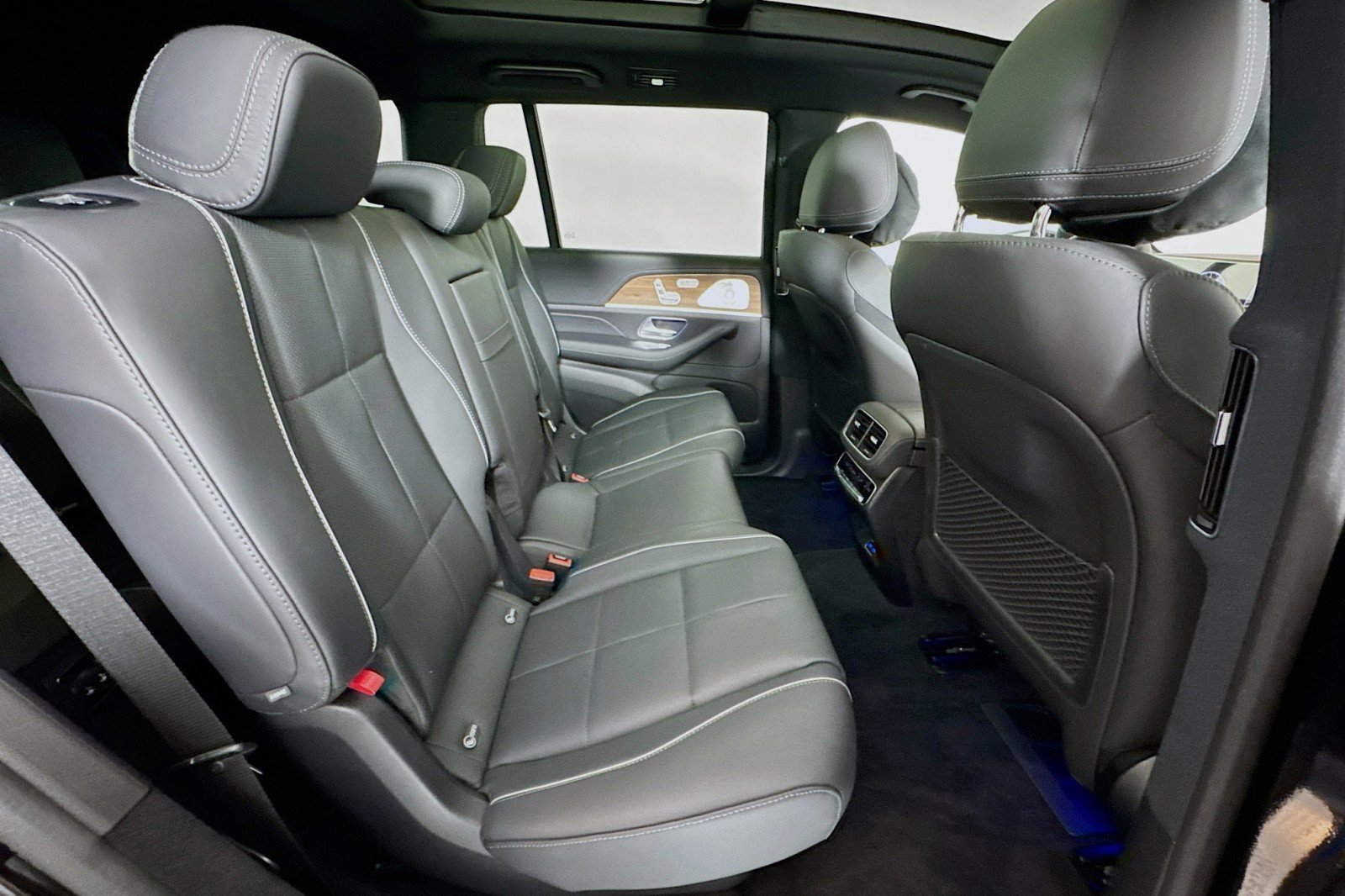 New 2025 Mercedes-Benz GLS 580 4MATIC image 26
