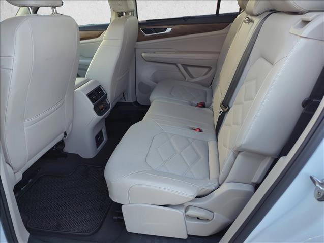 Used 2024 Volkswagen Atlas SE FWD image 9