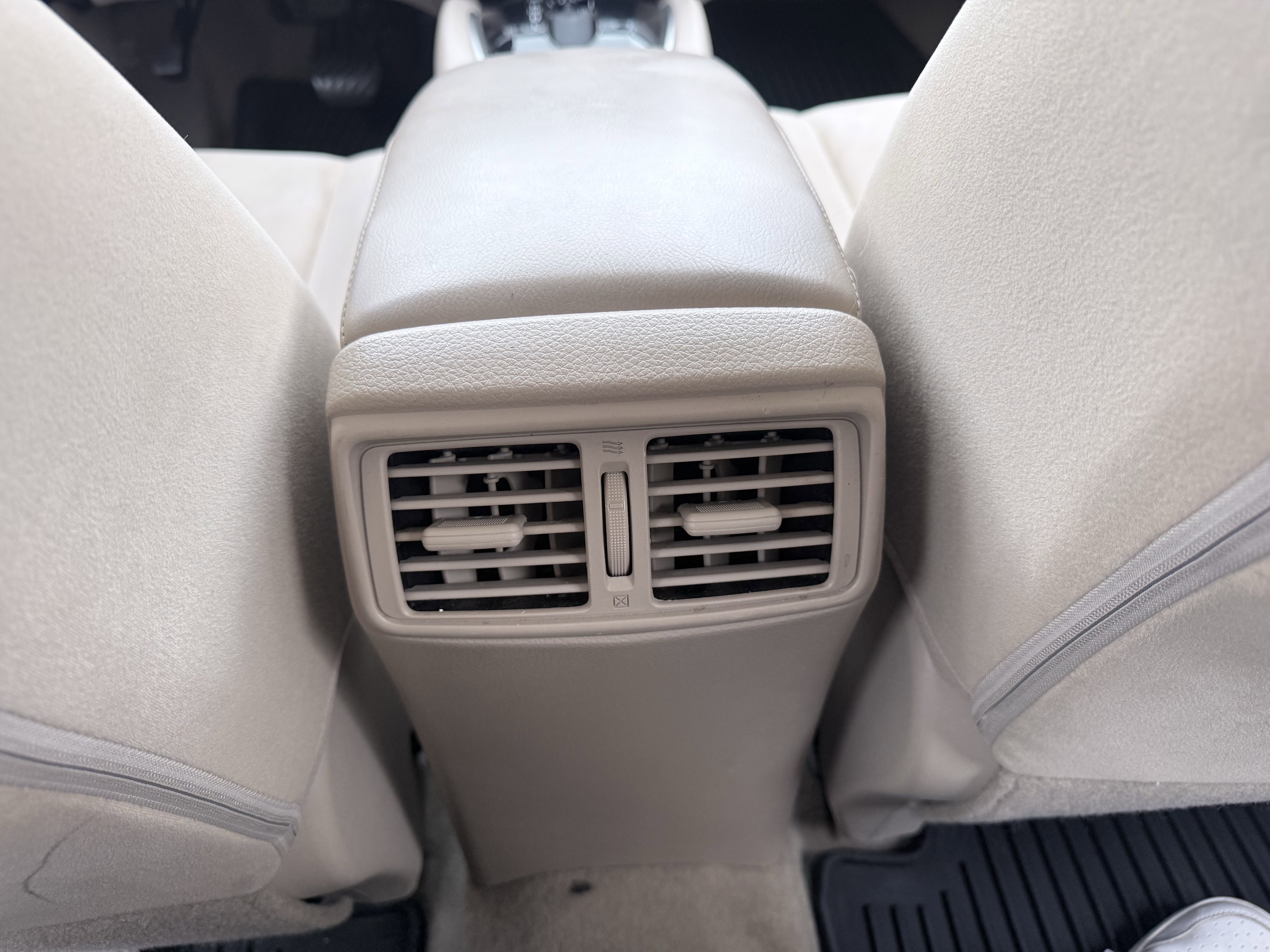 Used 2015 Nissan Rogue S FWD image 43