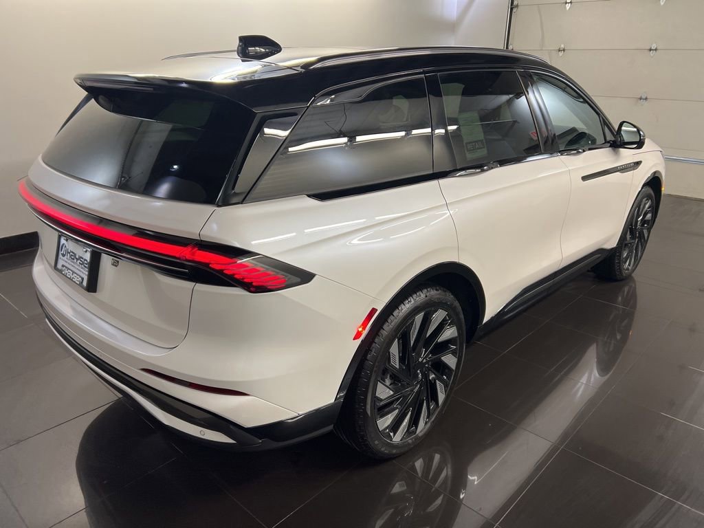 New 2026 Lincoln Nautilus Reserve AWD/4WD image 6