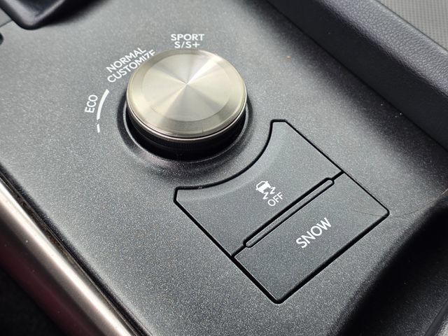 Used 2020 Lexus IS 350 F Sport w/ F Sport Package RWD image 35