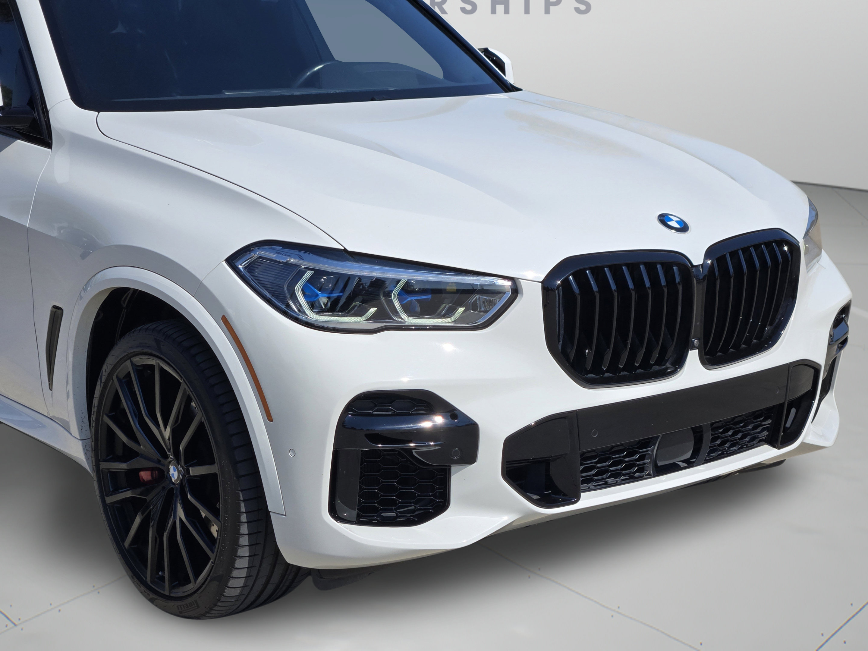 Used 2023 BMW X5 M50i w/ Executive Package AWD/4WD image 32