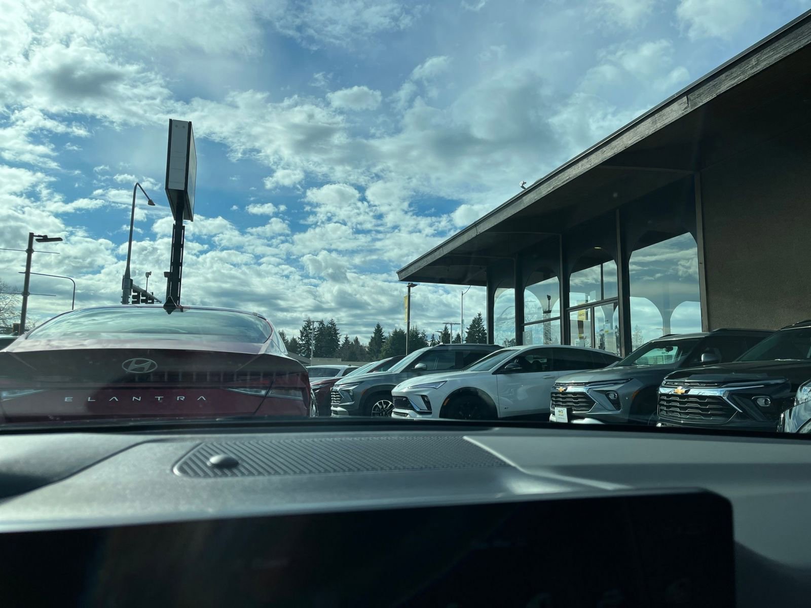Used 2025 Kia K4 FWD image 17