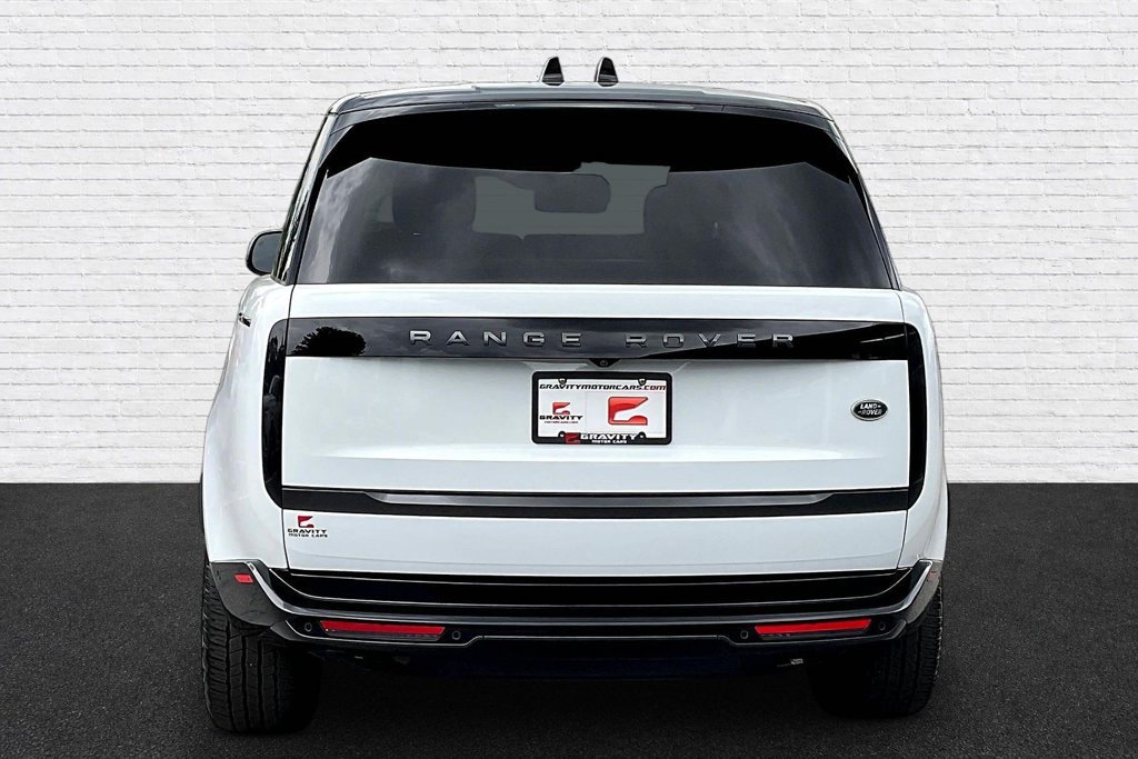 Used 2023 Land Rover Range Rover SE AWD/4WD image 5