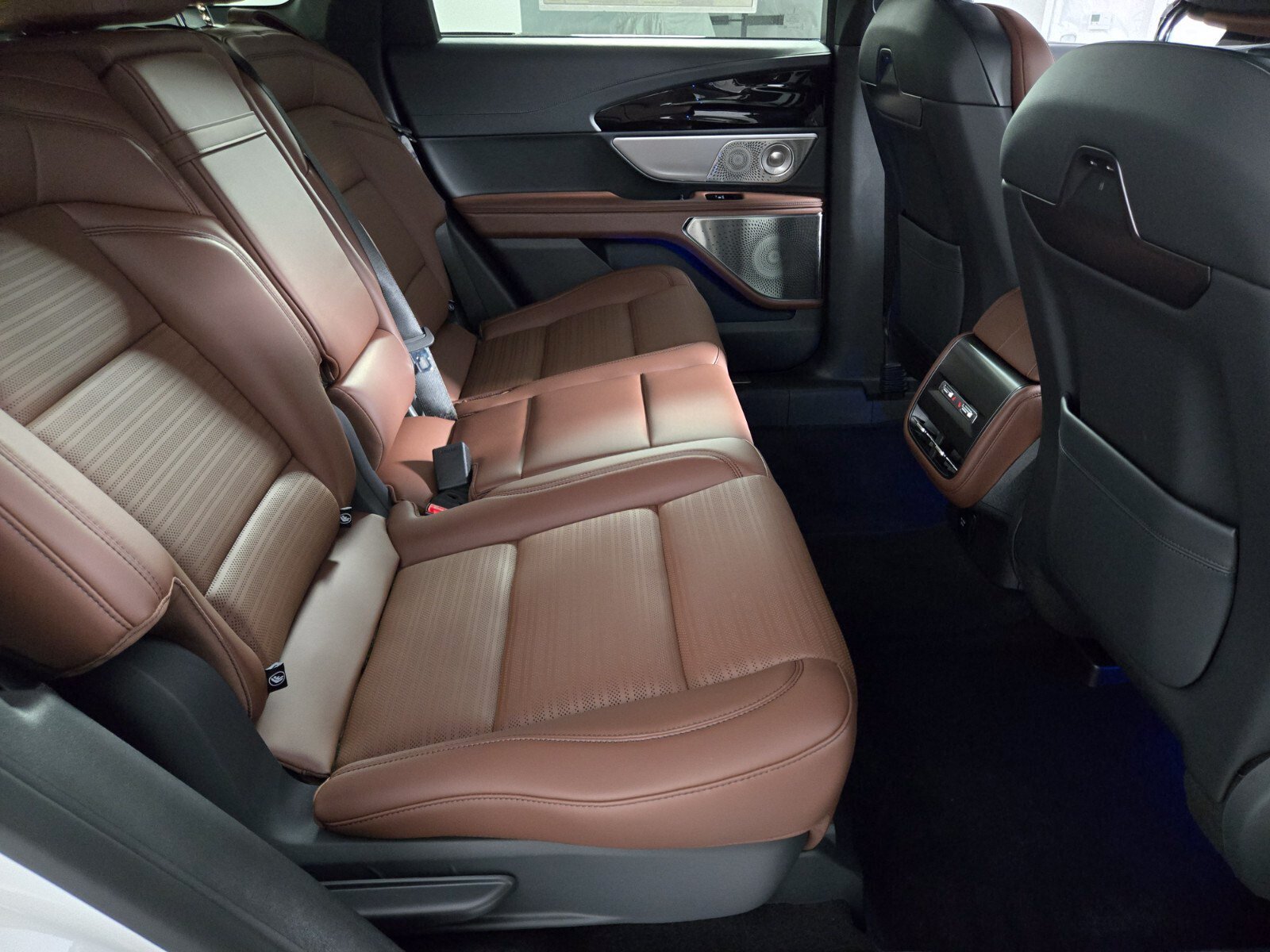 New 2026 Lincoln Nautilus Reserve AWD/4WD image 19