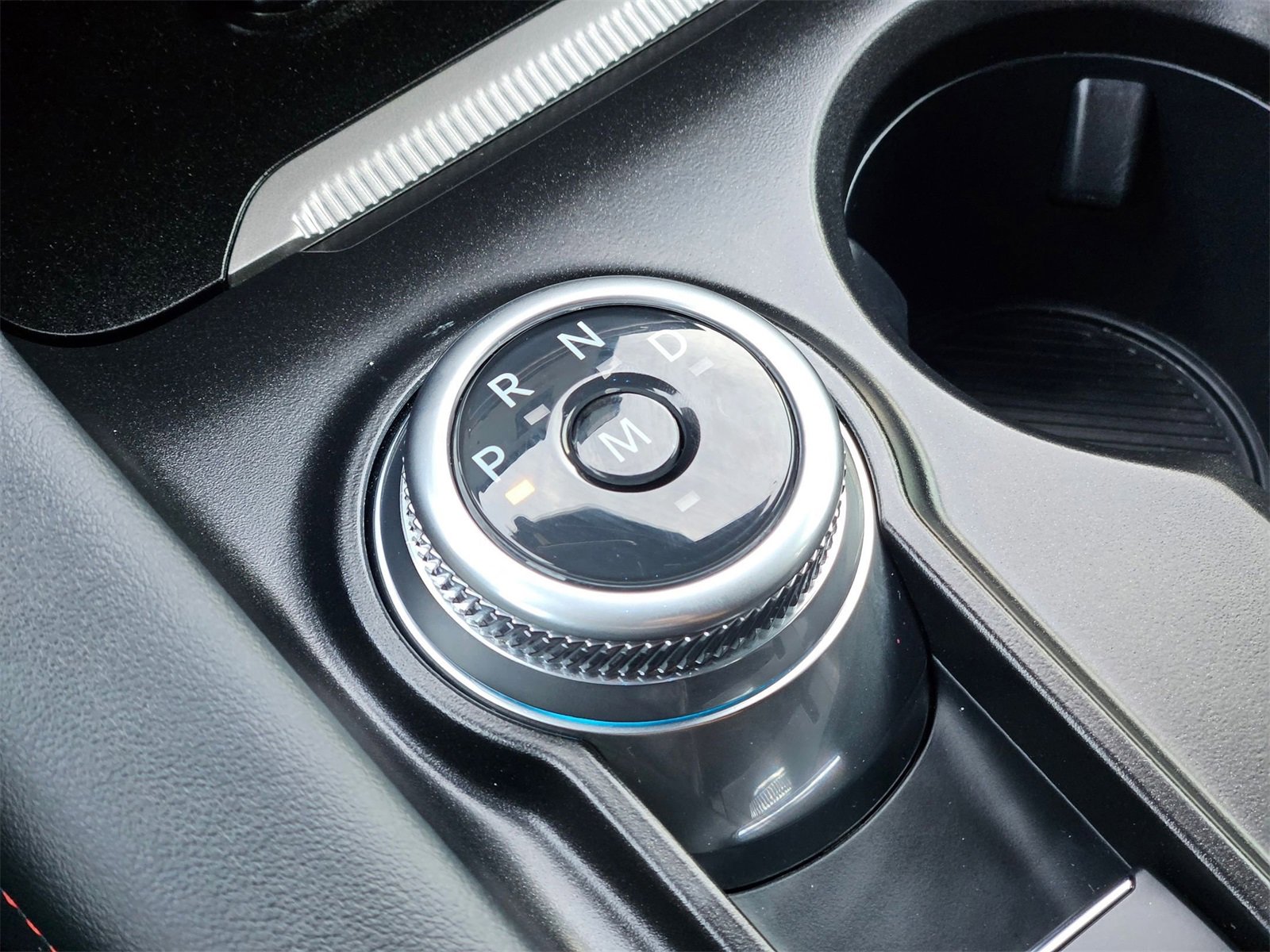 Used 2025 Ford Explorer ST image 14