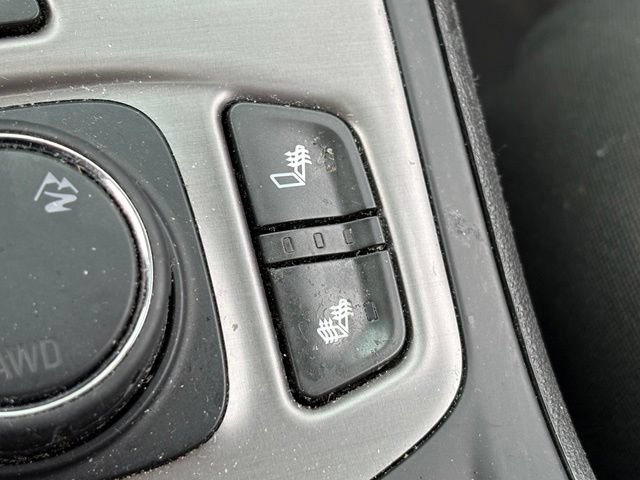 Used 2023 GMC Terrain AT4 w/ Infotainment Package II AWD/4WD image 22