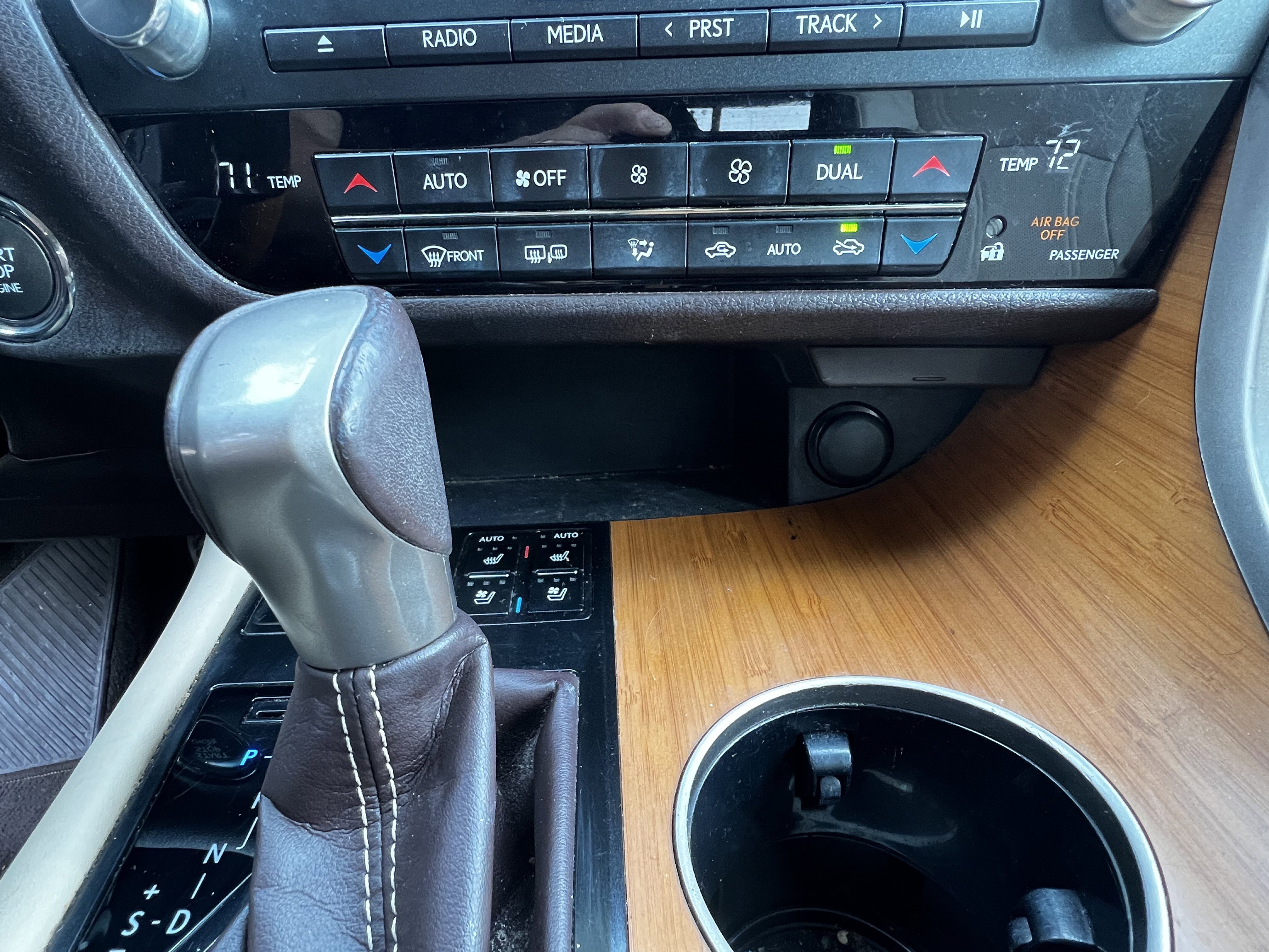 Used 2019 Lexus RX 350 AWD w/ Navigation Package image 27