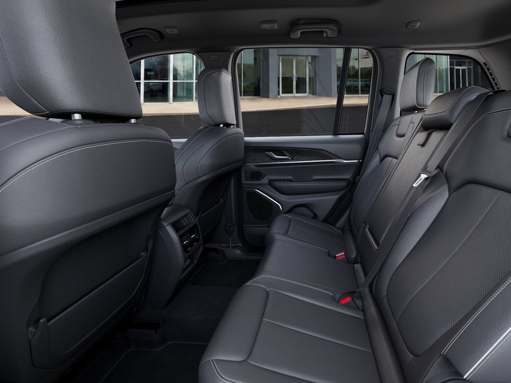 New 2026 Jeep Grand Cherokee Limited AWD/4WD image 23