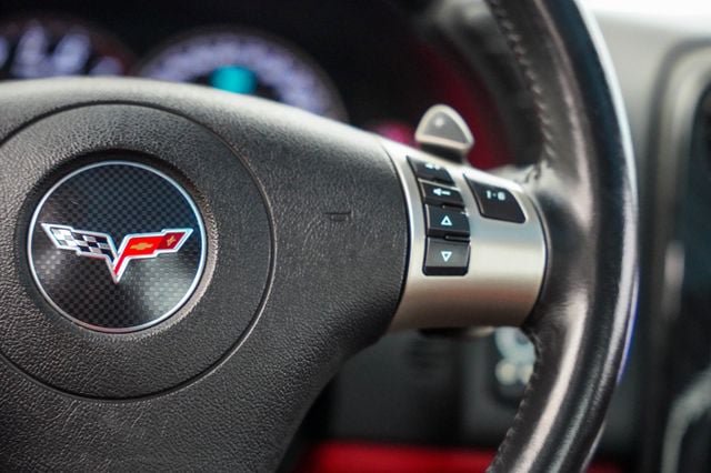 Used 2011 Chevrolet Corvette Coupe w/ Preferred Equipment Group RWD image 43