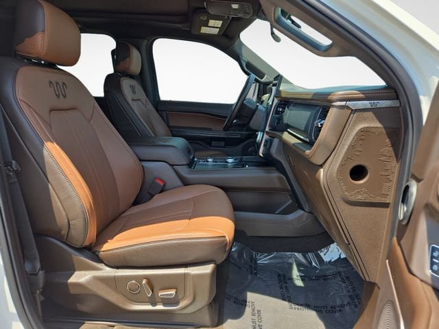Used 2024 Ford Expedition Max King Ranch AWD/4WD image 40
