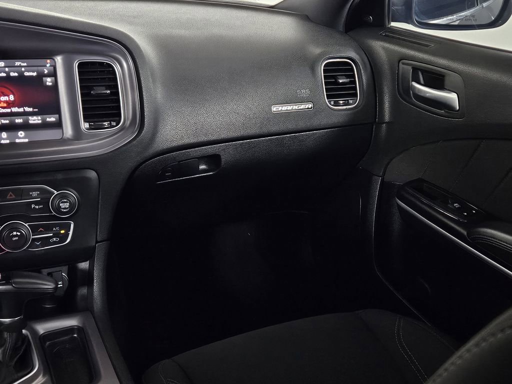 Used 2023 Dodge Charger SXT RWD image 10