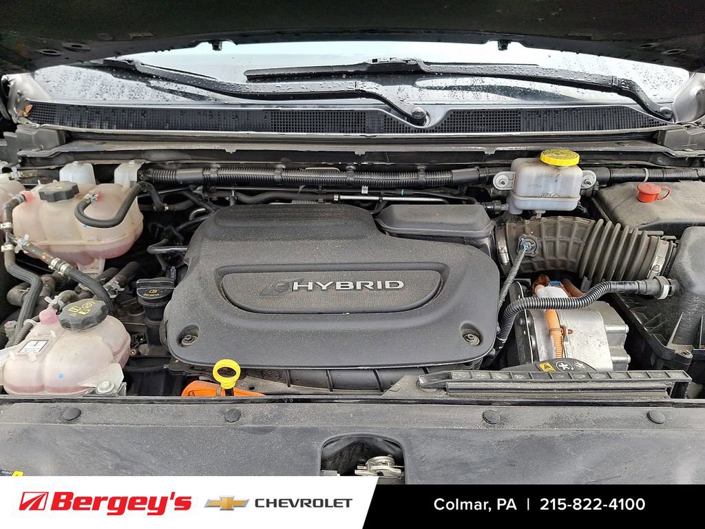 Used 2023 Chrysler Pacifica Touring-L image 30