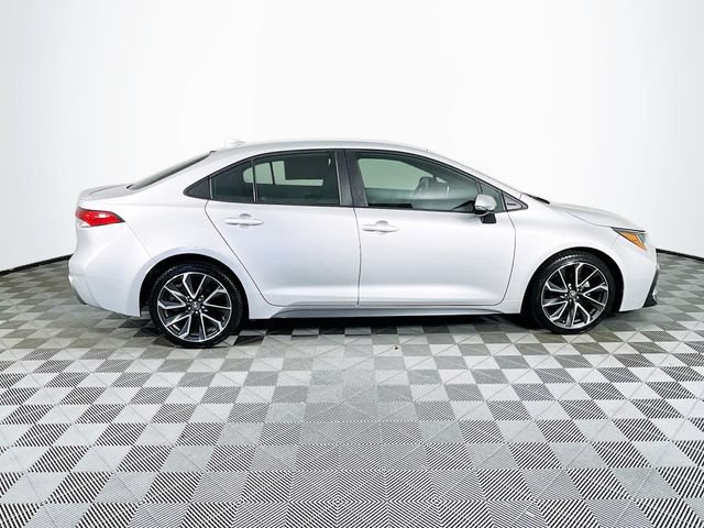 Used 2020 Toyota Corolla SE FWD image 9